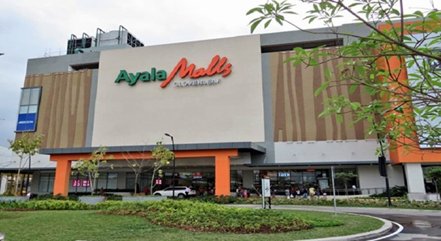 Cloverleaf Mall